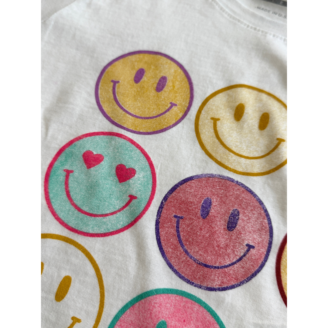 Girls Smiles for Days Tee 😊🌈