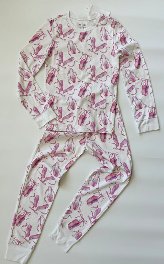 Resale Girls Long Sleeve Ballet Pajama Set